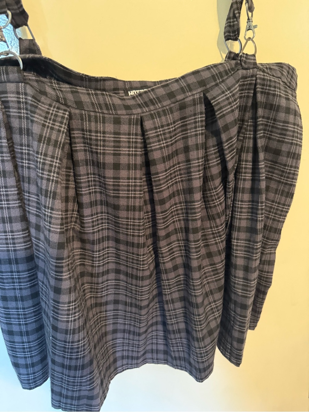 Hot Topic Plaid Pleated Mini Skirt in Charcoal Gray with suspenders size 2X